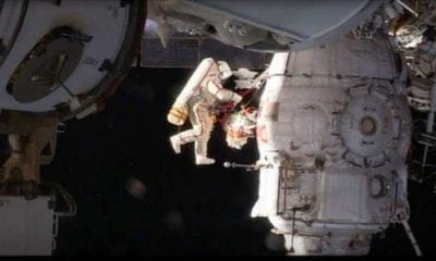 805979 nasa spacewalk