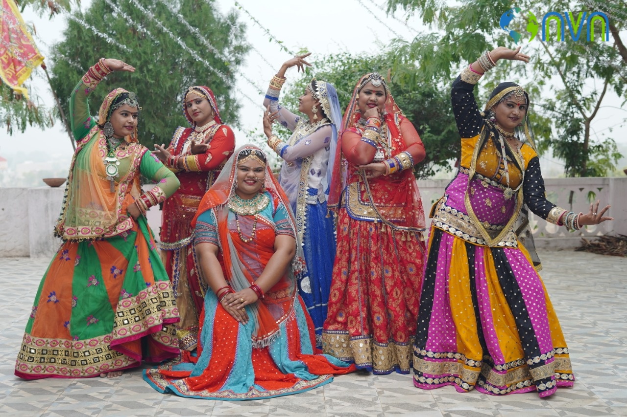 Folk Dancers of Padharo Mhare Desh