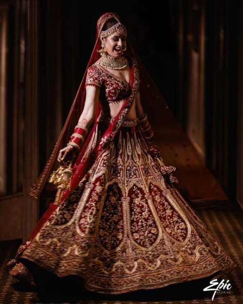Yuvika Chaudhary flaunting bridal attire