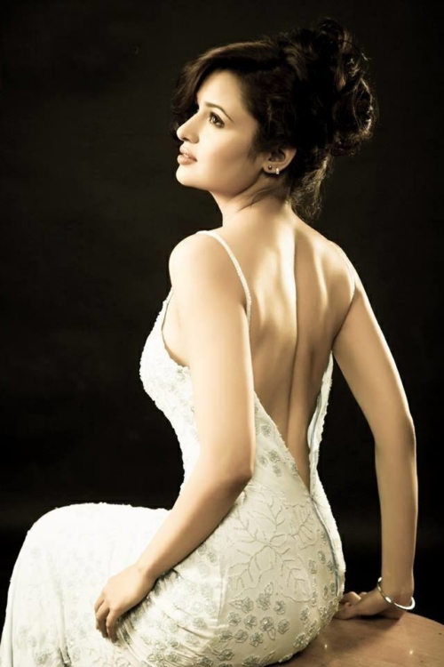 Yuvika Chaudhary hot