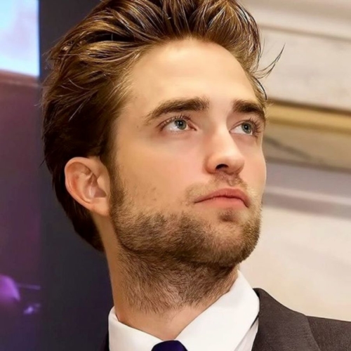 Robert Pattinson classy look