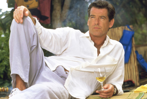 Pierce Brosnan in sexy white look