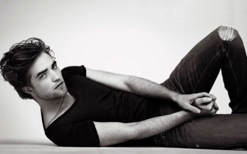 Robert Pattinson glamorous sexiest man